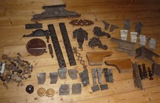 Konvolut uralter Holzteile